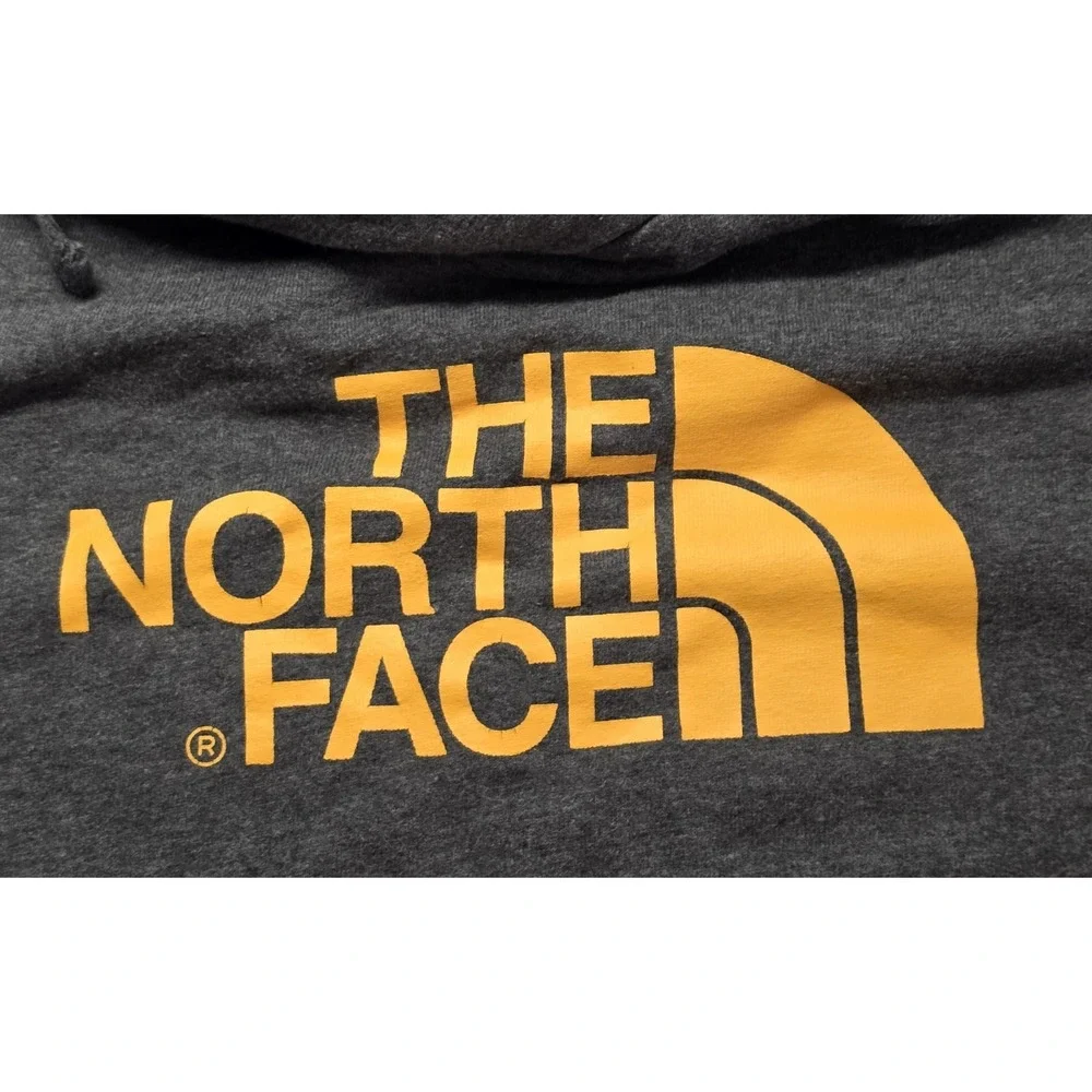 The North Face Mens Size L Gray Graphic Long Sleeve Hoodie‎